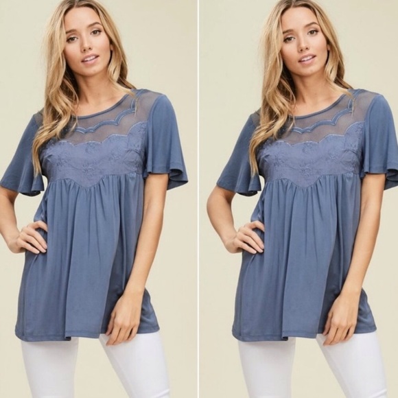 Lace Detail Short Sleeve Top - Picture 2 of 6